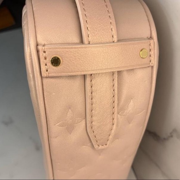 LOUIS VUITTON RARE BAG - Picture 7 of 8